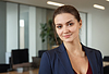 Empresaria de oficina exitosa | Foto de stock
