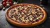 Deliciosa pizza con champiñones, tomates y garli | Ilustración