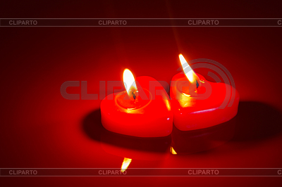 Dos velas de color rojo | Foto de alta resolución |ID 4159316