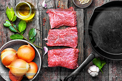 Fresh meat steak and pan | High resolution stock photo |ID 6130745