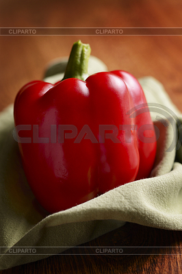 Pimiento rojo grande | Foto de alta resolución |ID 4088458